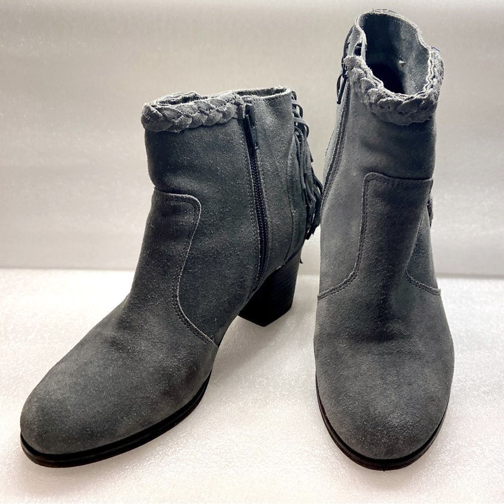 Matisse Lucinda Suede Fringe Stacked Heel Bootie☀️ Grey/Slate blue/Green S-7.5